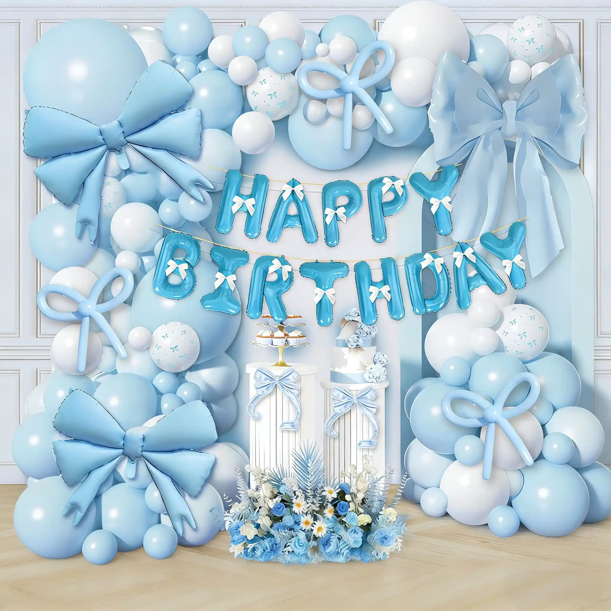 Лук од балона са темом машне